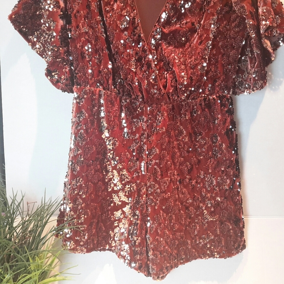 Venus Rust Multi Sequin Romper Size S - Picture 6 of 12